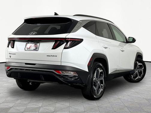 White Pearl 2024 Hyundai TUCSON Hybrid SEL Convenience