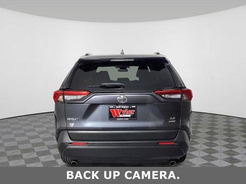 2020 Toyota RAV4 LE