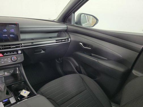 2025 Hyundai SANTA CRUZ SE