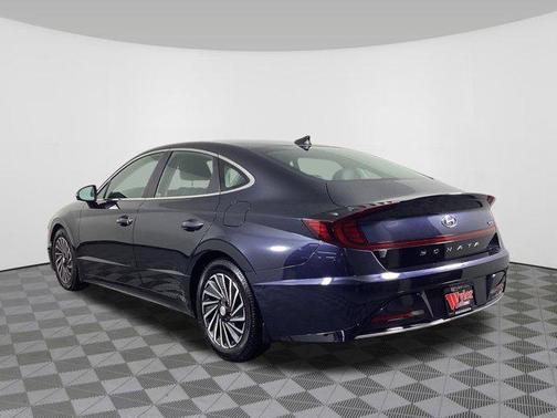 2021 Hyundai SONATA Limited 2.0T