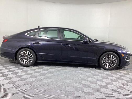 2021 Hyundai SONATA Limited 2.0T