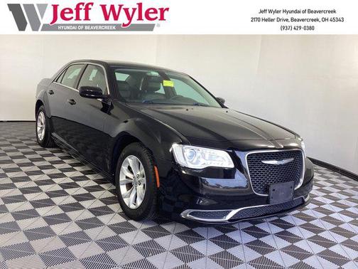 2015 Chrysler 300 Limited