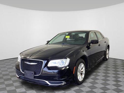 2015 Chrysler 300 Limited