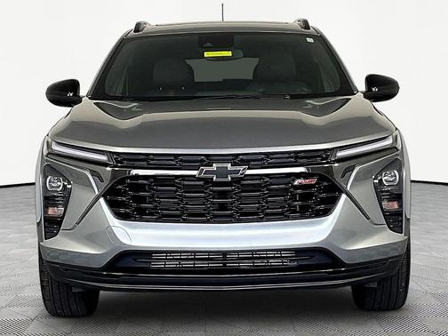 Sterling Gray Metallic 2025 Chevrolet Trax FWD 2RS