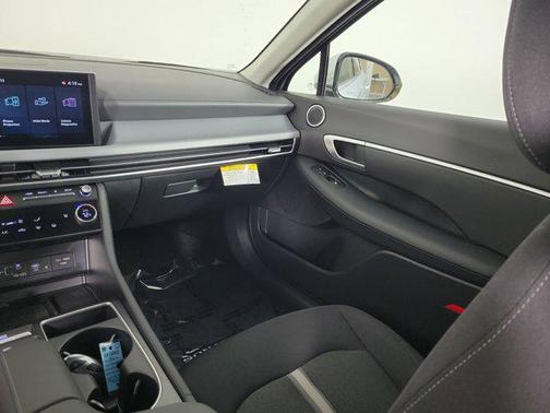 2026 Hyundai SONATA SEL