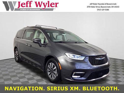 2021 Chrysler Pacifica Hybrid Touring L