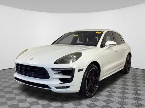 2015 Porsche Macan Turbo