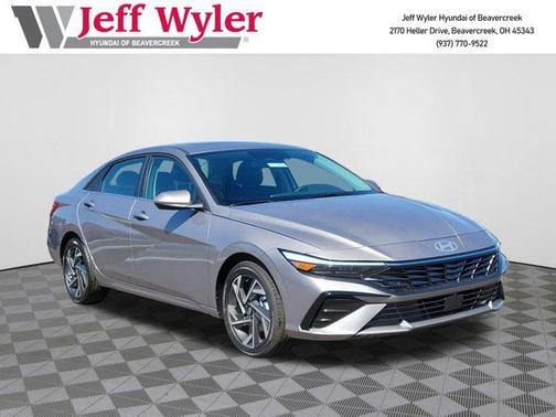 2025 Hyundai ELANTRA Limited