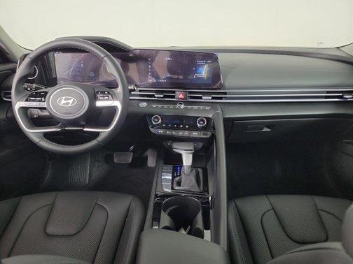 2025 Hyundai ELANTRA HEV Limited