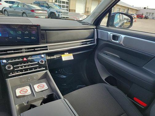 2025 Hyundai SANTA FE SE