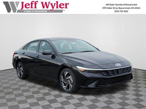 2025 Hyundai ELANTRA SEL