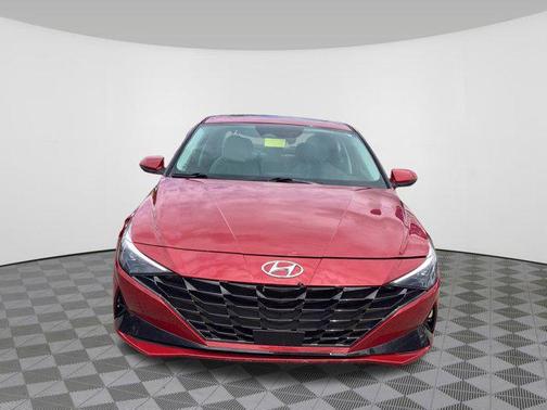 2022 Hyundai ELANTRA Limited