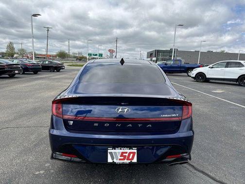 2022 Hyundai SONATA Limited