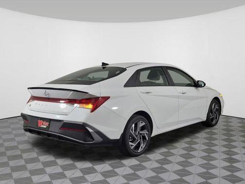 2025 Hyundai ELANTRA HEV SEL Sport