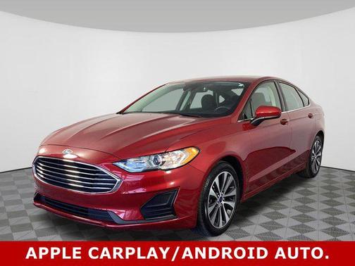 2020 Ford Fusion SE