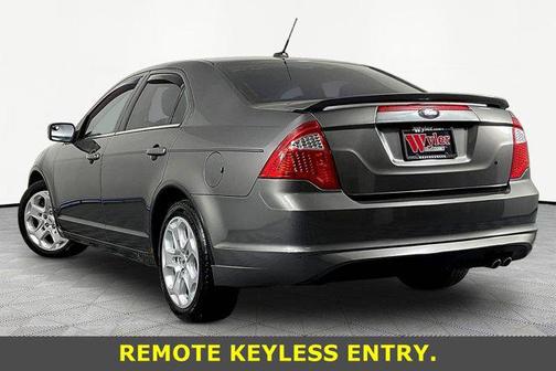 STERLING GRAY METALLIC 2011 Ford Fusion SE