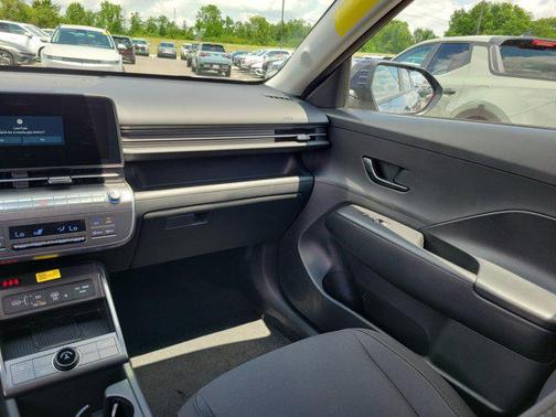 2025 Hyundai KONA SEL Convenience