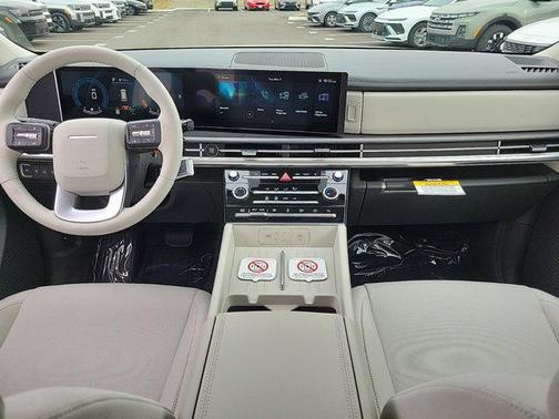 2025 Hyundai SANTA FE SE