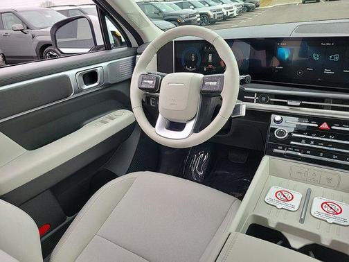 2025 Hyundai SANTA FE SE