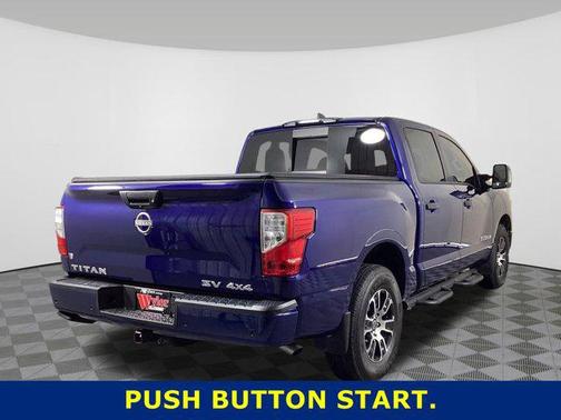 2024 Nissan Titan SV