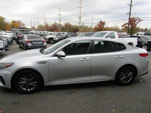 2020 Kia Optima LX