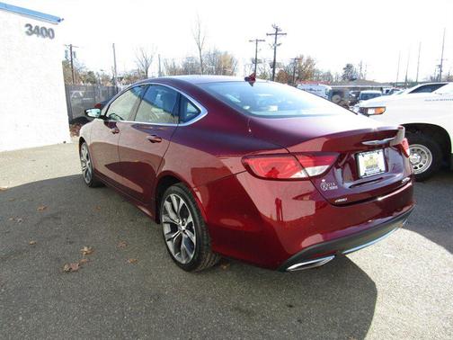 2016 Chrysler 200 C