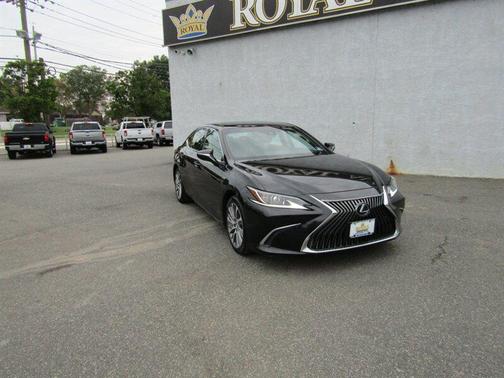 2019 Lexus ES 350 Premium