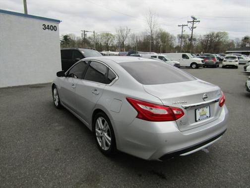 2017 Nissan Altima 3.5 SL