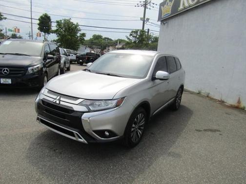 2020 Mitsubishi Outlander SEL