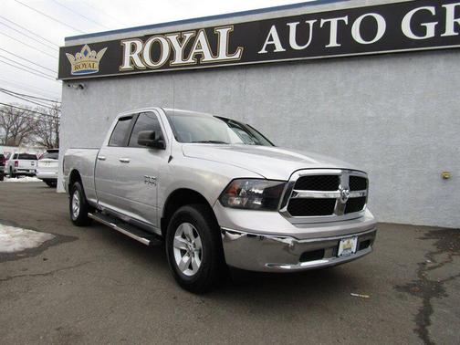 2017 RAM 1500 SLT