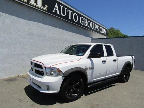 Bright White Clearcoat 2015 RAM 1500 Tradesman/Express