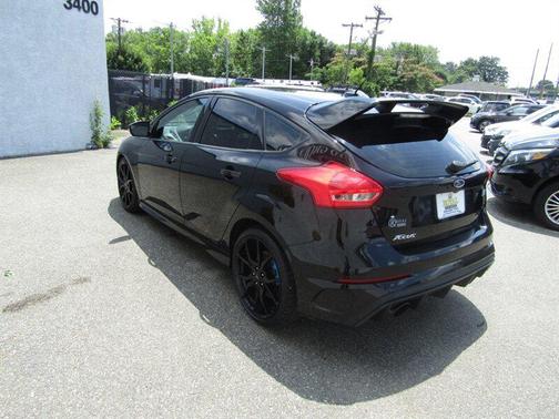 2017 Ford Focus RS Base