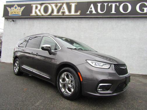 2022 Chrysler Pacifica Limited