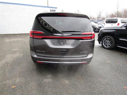 2022 Chrysler Pacifica Limited