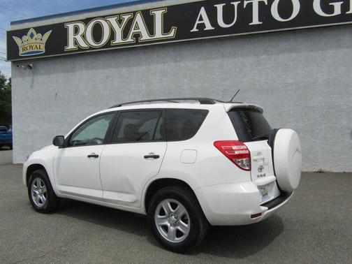 Super White 2012 Toyota RAV4 Base