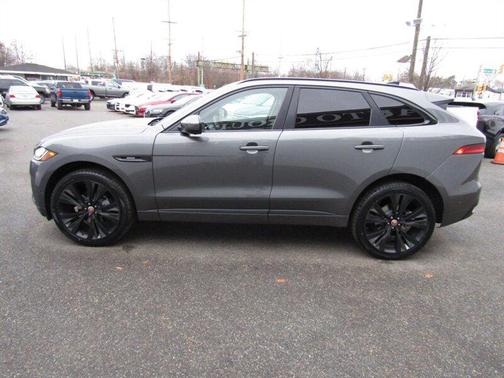2018 Jaguar F-PACE 25t R-Sport