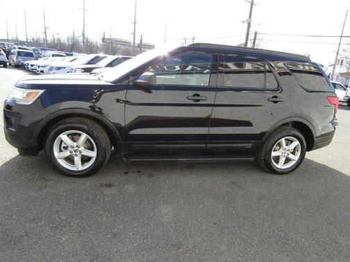 2018 Ford Explorer Base