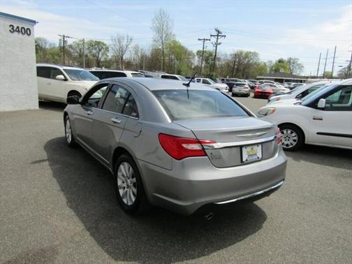 2014 Chrysler 200 Limited