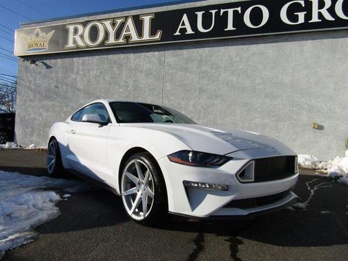 2023 Ford Mustang EcoBoost