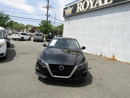 2022 Nissan Altima S FWD