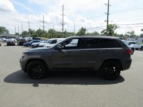 2019 Jeep Grand Cherokee Altitude