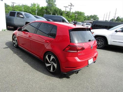 2018 Volkswagen Golf GTI 2.0T S 4-Door