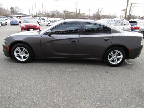 2020 Dodge Charger SXT Plus
