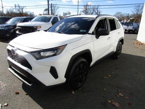 2019 Toyota RAV4 LE