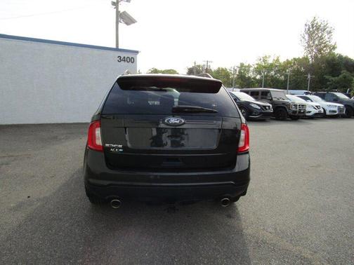 2011 Ford Edge SE