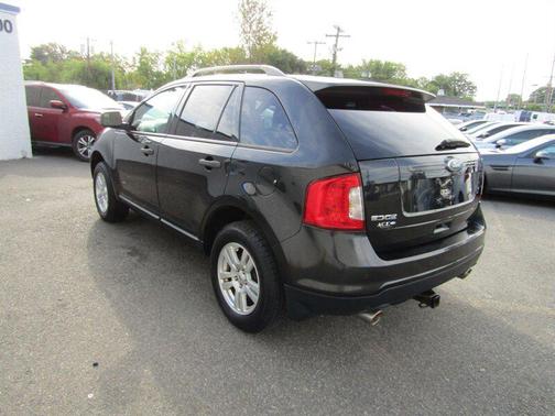 2011 Ford Edge SE