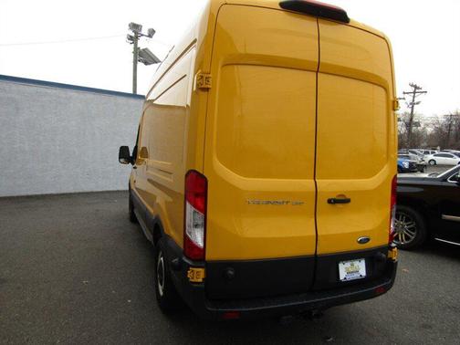 2018 Ford Transit-250 Base