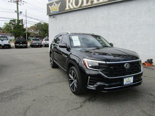 2024 Volkswagen Atlas 2.0T SEL Premium R-Line 4MOTION