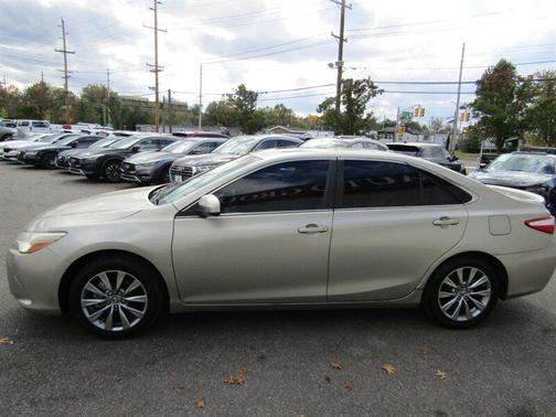 2016 Toyota Camry XLE