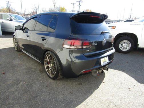 2013 Volkswagen Golf R 4-Door w/DCC & Navigation